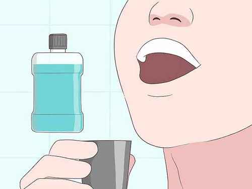 Как убрать запах изо рта человека? Полощите рот.