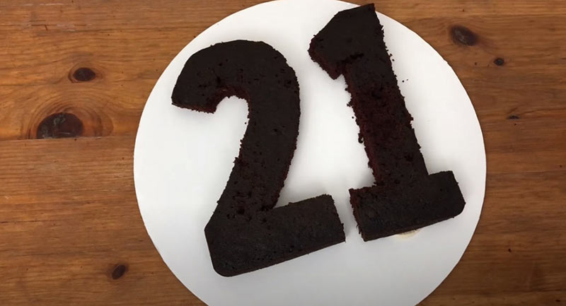 Украшение торта на день рождения - шаг 6