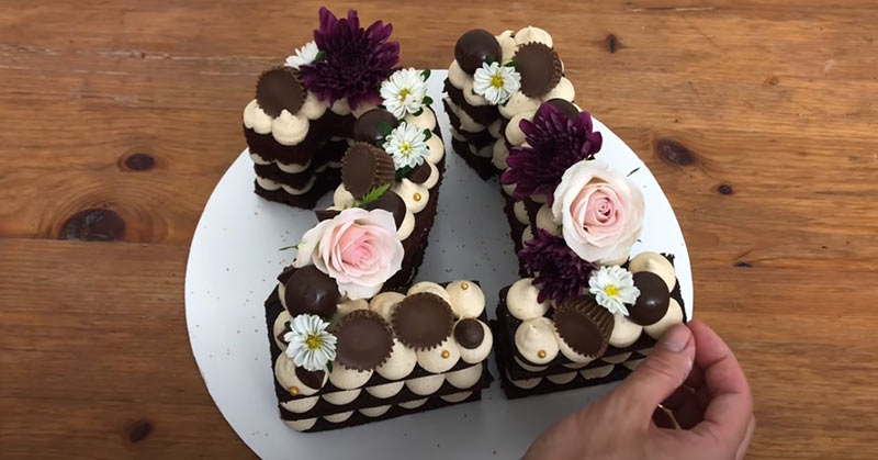 Украшение торта на день рождения - шаг 10